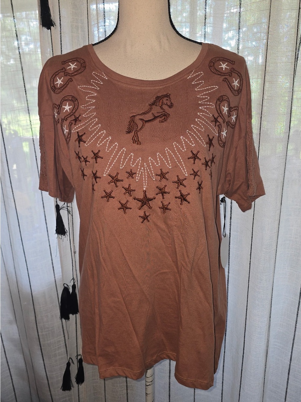 Embroidered Rust Short Sleeve Tee with Horse Motif